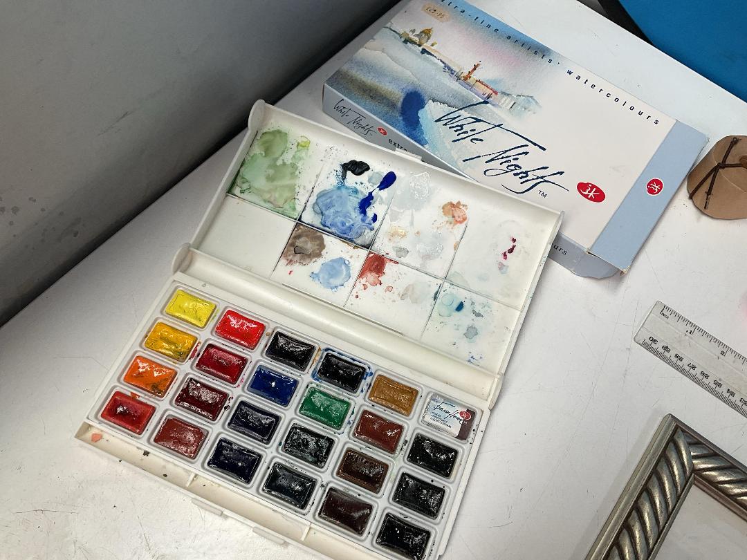 Photo '19' of Craft Items - Paints, Pastels, Paint Brushes Etc