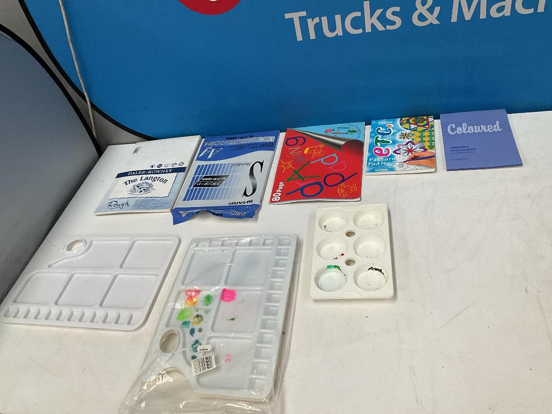 Photo '21' of Craft Items - Paints, Pastels, Paint Brushes Etc