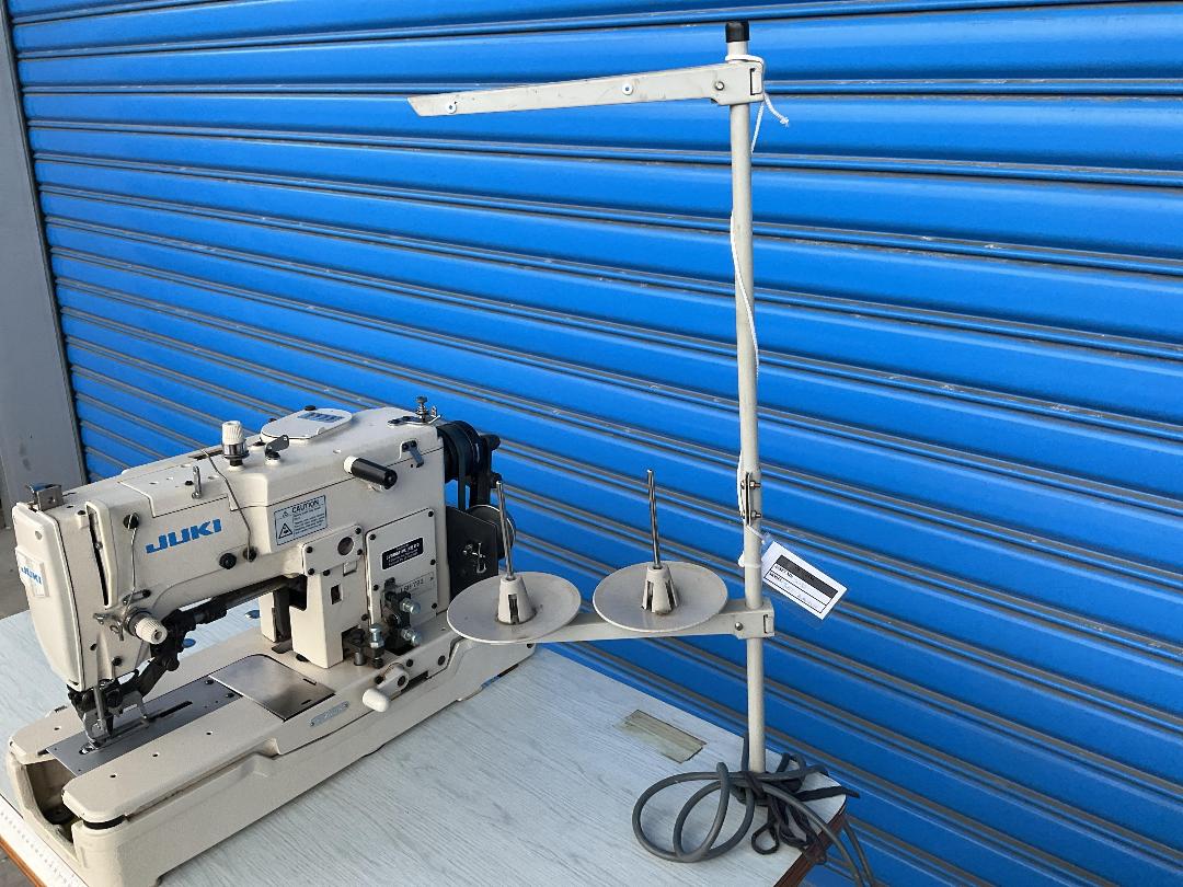 Photo '10' of JUKI - LBH-782 High-Speed Industrial Lockstitch Buttonholing Machine Photo '10' of JUKI - LBH-782 High-Speed Industrial Lockstitch Buttonholing Machine