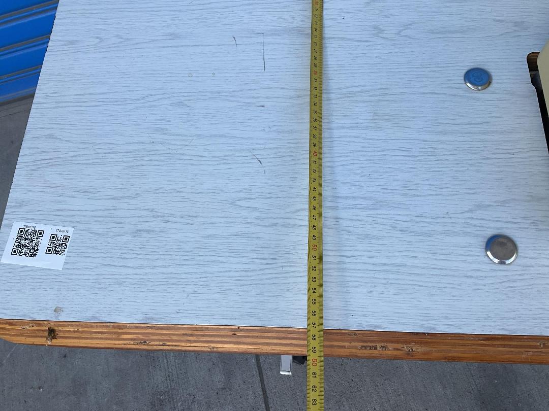 Photo '16' of Siruba - Industrial 4 Thread Overlocker Sewing Machine Photo '16' of Siruba - Industrial 4 Thread Overlocker Sewing Machine