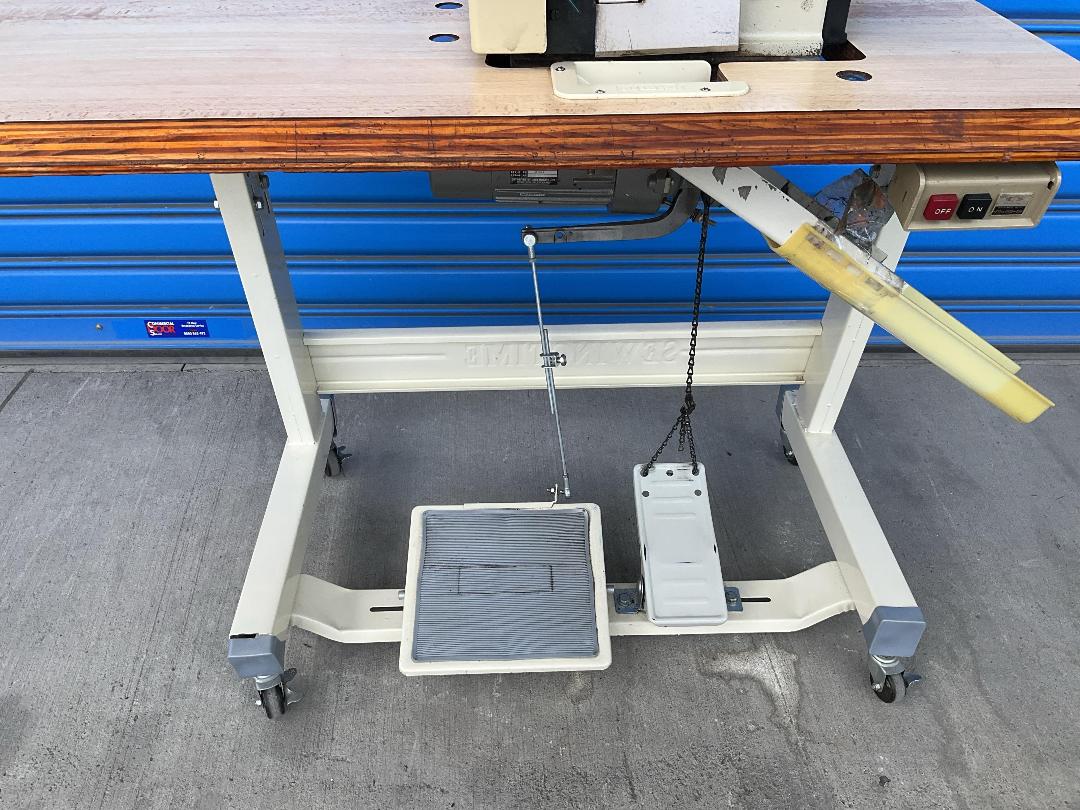 Photo '9' of JUKI - 4 Thread Industrial Overlocker Sewing Machine - Model MO-2514 Photo '9' of JUKI - 4 Thread Industrial Overlocker Sewing Machine - Model MO-2514