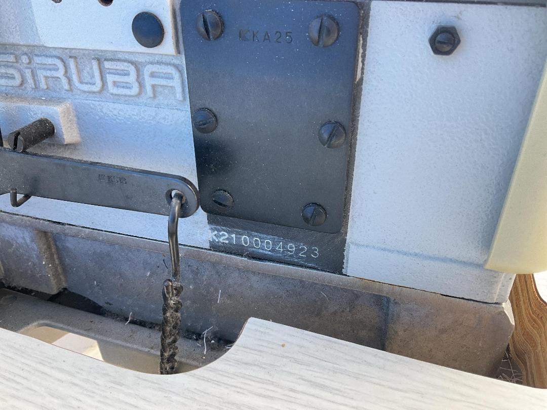 Photo '8' of Siruba - 4-thread 2-Needle Industrial Overlock Machine