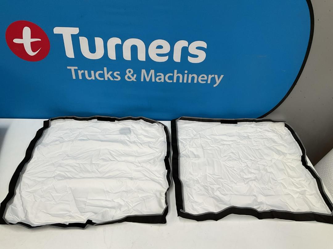 Photo '25' of Elinchrom D-Lite-4 IT 400Ws 2-Light To Go Set