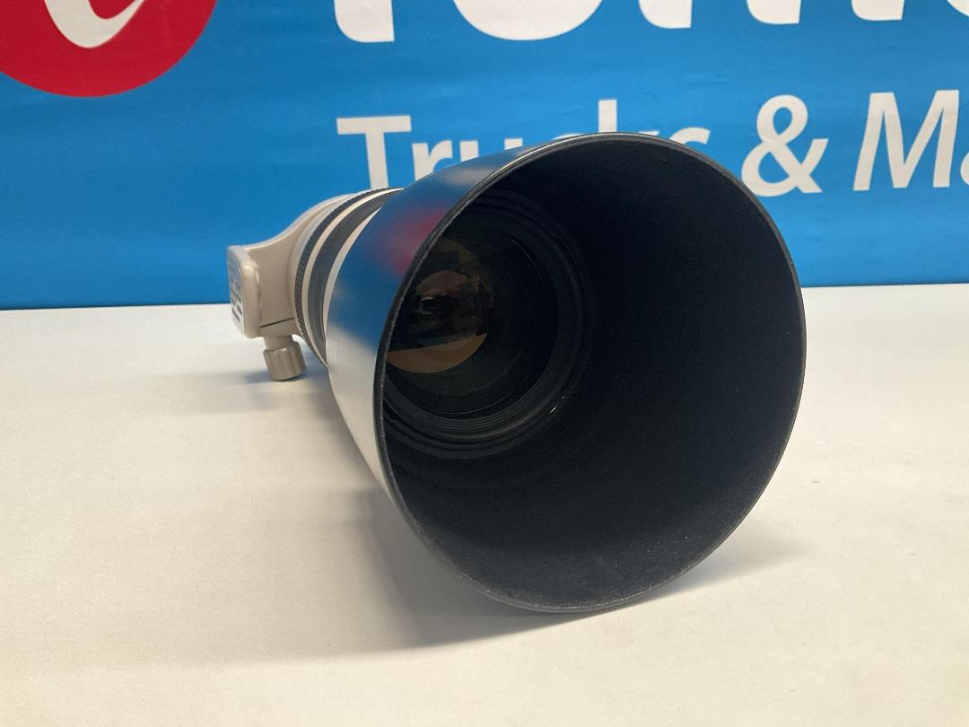 Photo '9' of Canon - EF 100-400mm f/4.5-5.6L IS USM Lens Photo '9' of Canon - EF 100-400mm f/4.5-5.6L IS USM Lens