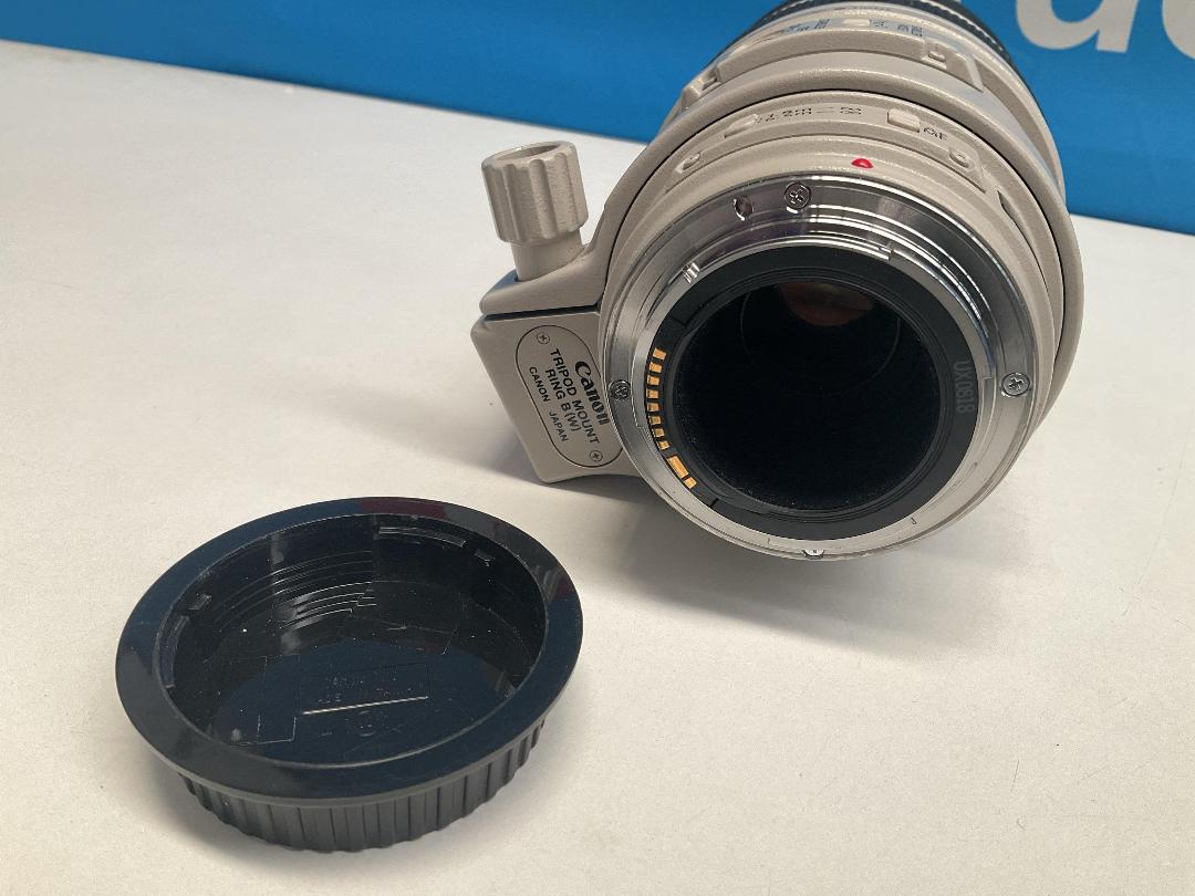 Photo '8' of Canon - EF 100-400mm f/4.5-5.6L IS USM Lens Photo '8' of Canon - EF 100-400mm f/4.5-5.6L IS USM Lens