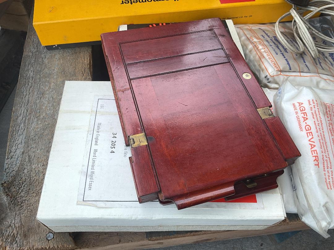 Photo '33' of Bulk Photographers / Dark Room Equipment and Supplies