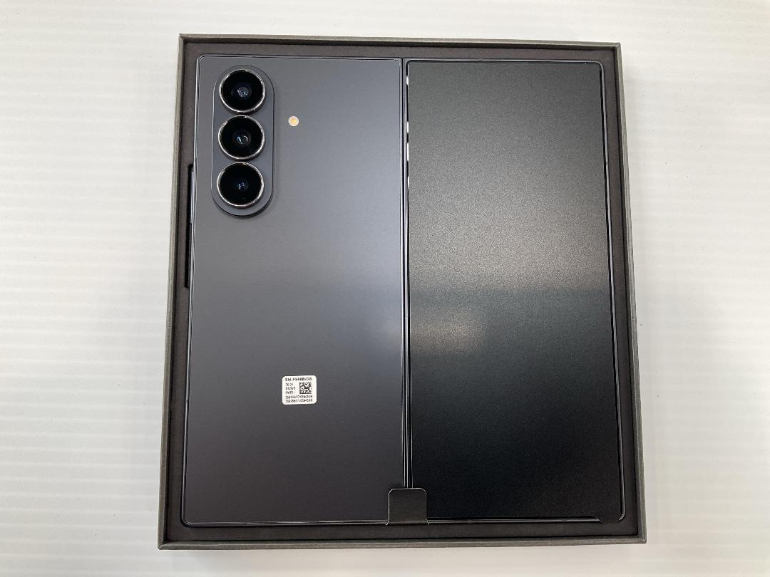 Photo '3' of Samsung Galaxy Z Fold7 -Jetblack -512GB Photo '3' of Samsung Galaxy Z Fold7 -Jetblack -512GB