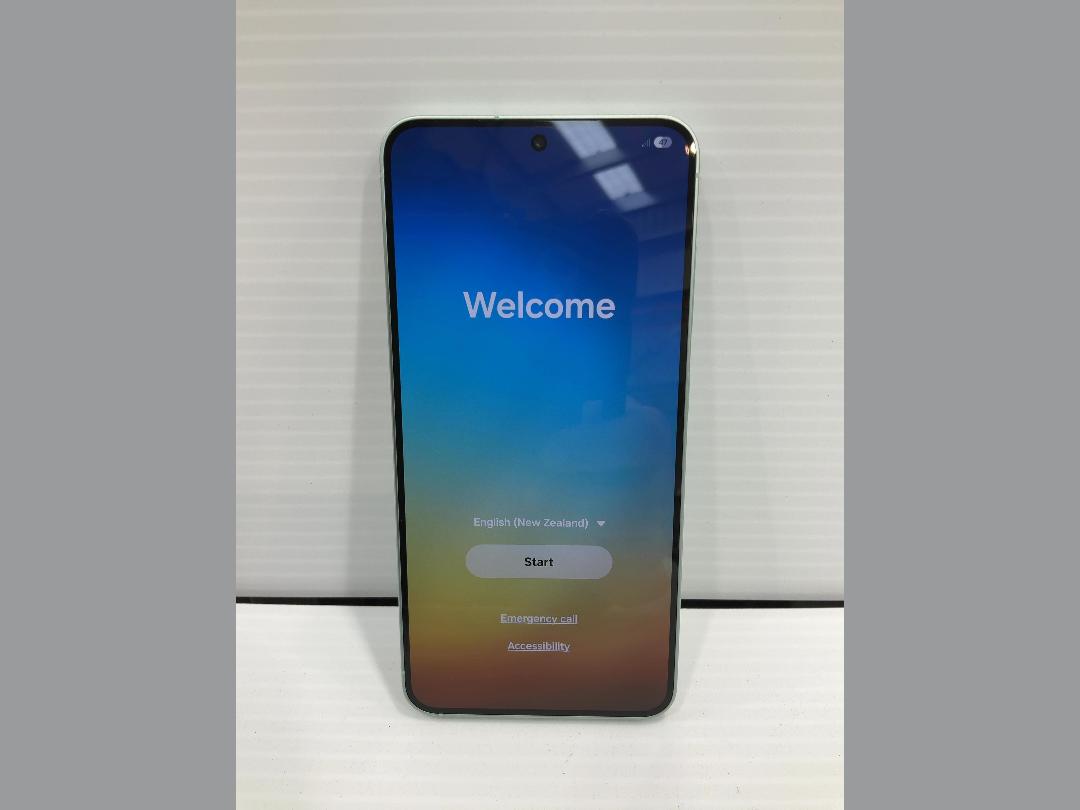 Photo '7' of Samsung Galaxy S25 - Mint - 256GB Photo '7' of Samsung Galaxy S25 - Mint - 256GB