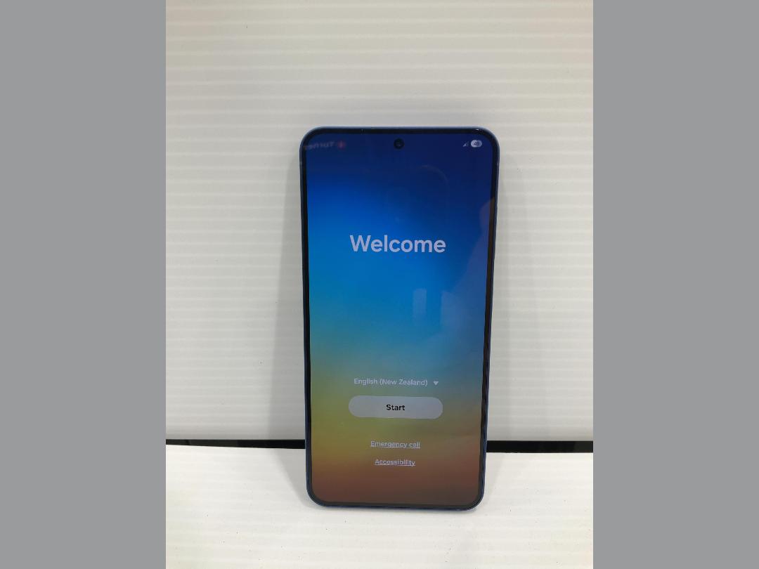 Photo '7' of Samsung Galaxy S25 - Navy - 256GB