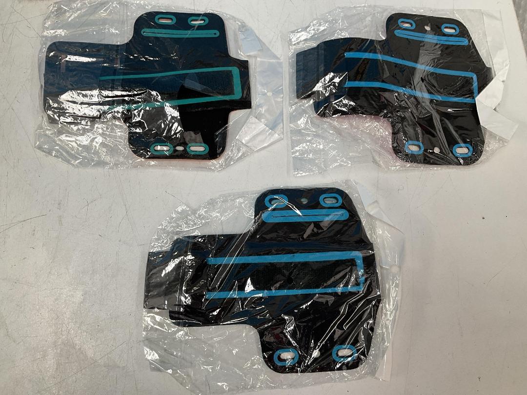 Photo '16' of Bulk Lot of Various Coloured Phone Covers