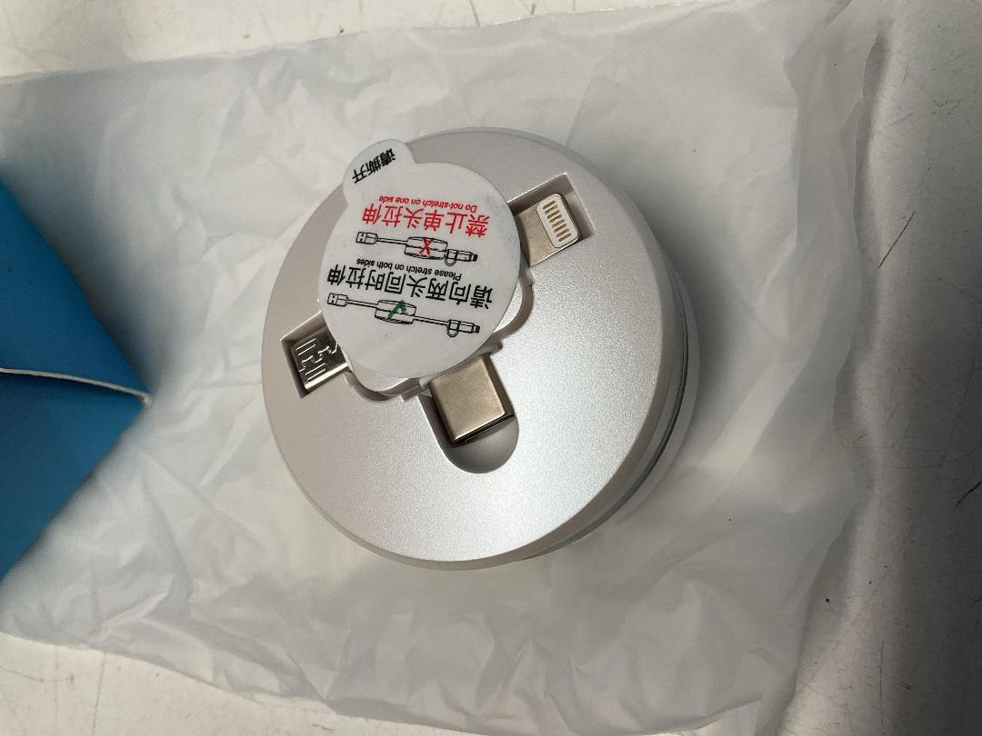 Photo '8' of 7x Mobile Mates and 17x Cafele 3in1 Retractable USB Cable *New* Photo '8' of 7x Mobile Mates and 17x Cafele 3in1 Retractable USB Cable *New*