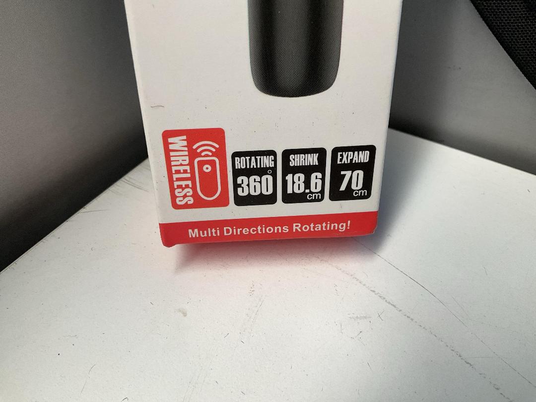 Photo '5' of 5x K10 Selfie Stick Integrated Tripod *NEW* Photo '5' of 5x K10 Selfie Stick Integrated Tripod *NEW*