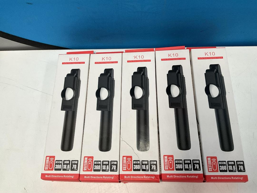 Photo '18' of 5x K10 Selfie Stick Integrated Tripod *NEW* Photo '18' of 5x K10 Selfie Stick Integrated Tripod *NEW*