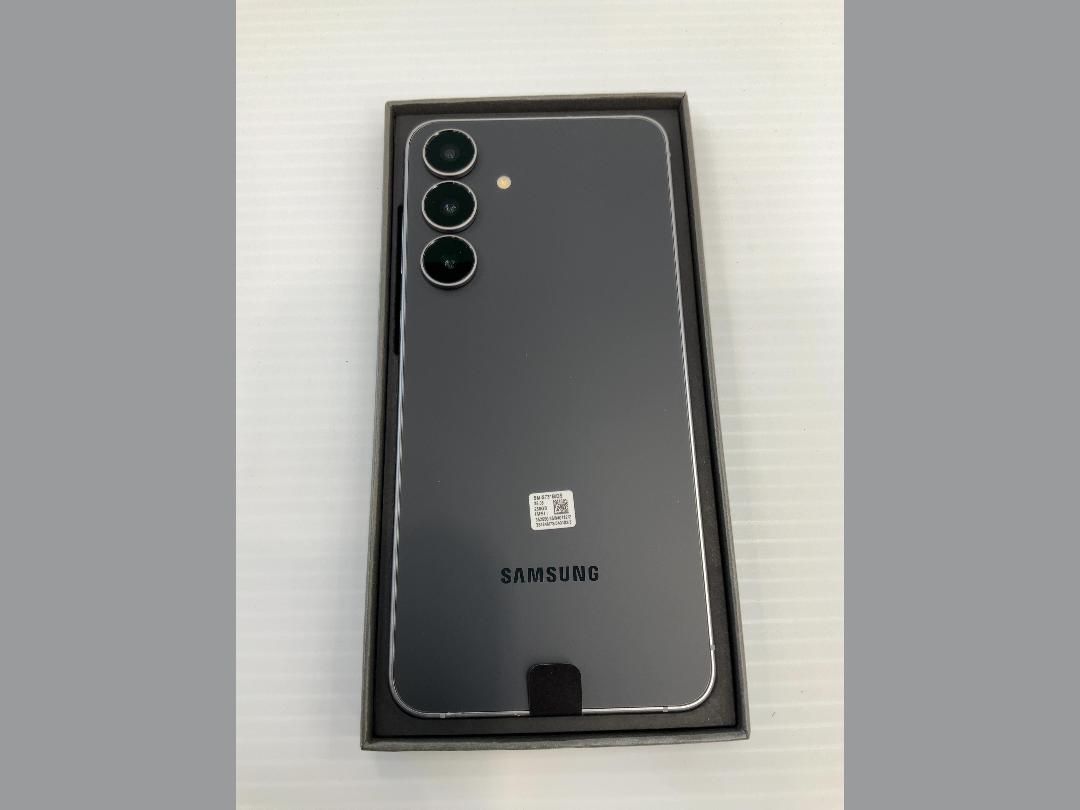 Photo '3' of Samsung Galaxy S25 FE - Jetblack - 256GB Photo '3' of Samsung Galaxy S25 FE - Jetblack - 256GB