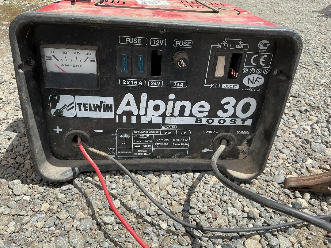 Photo '2' of Alpine 30 Battery Charger