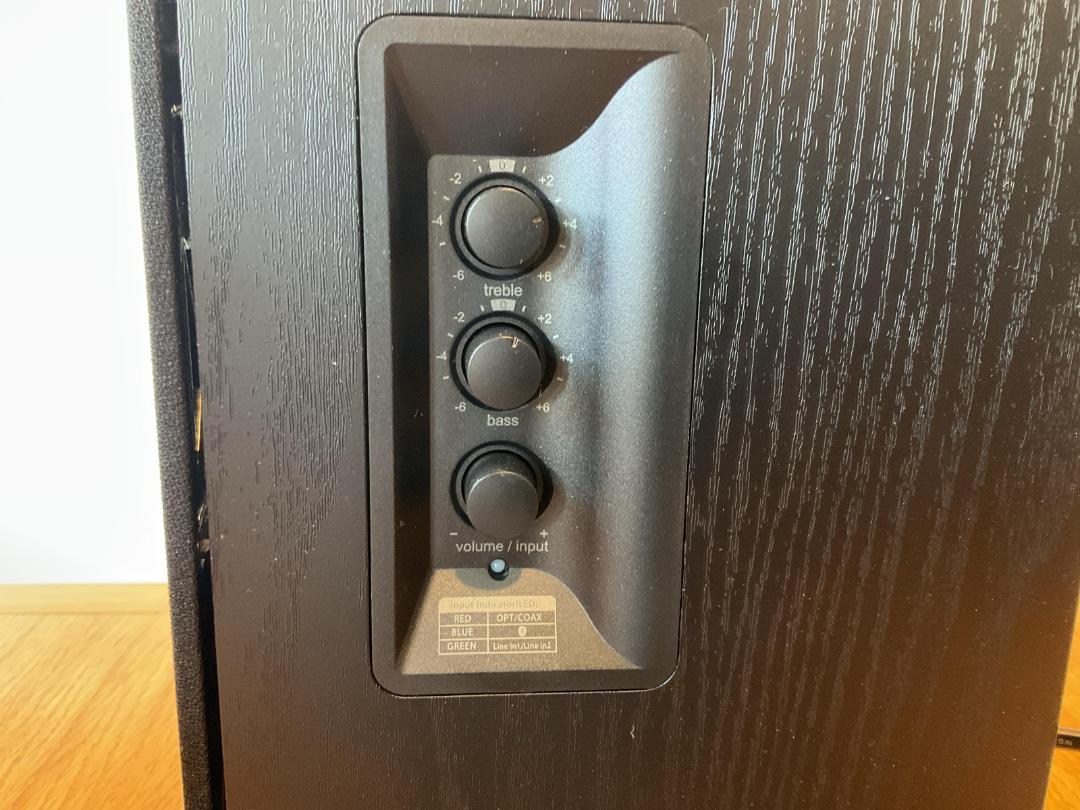 Photo '5' of Edifier active speakers