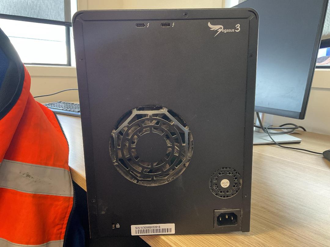 Photo '5' of Promise Pegasus3 6 Bay External Storage System