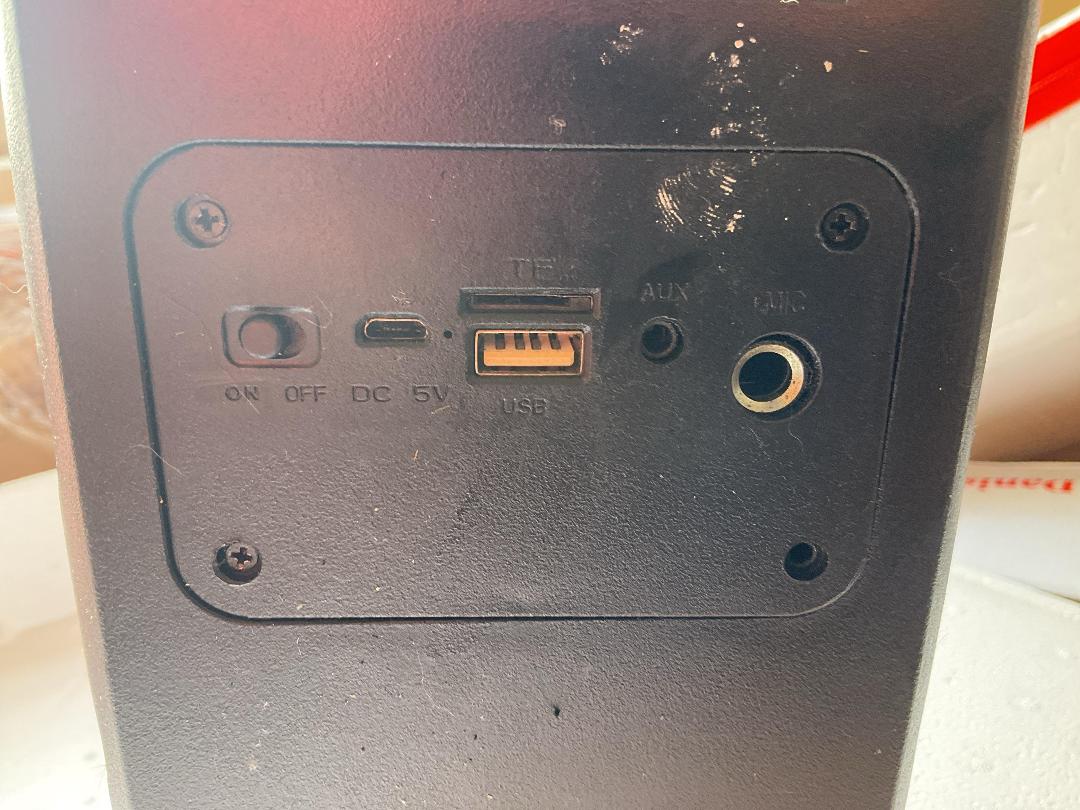 Photo '3' of Blaster B2X Party Speaker