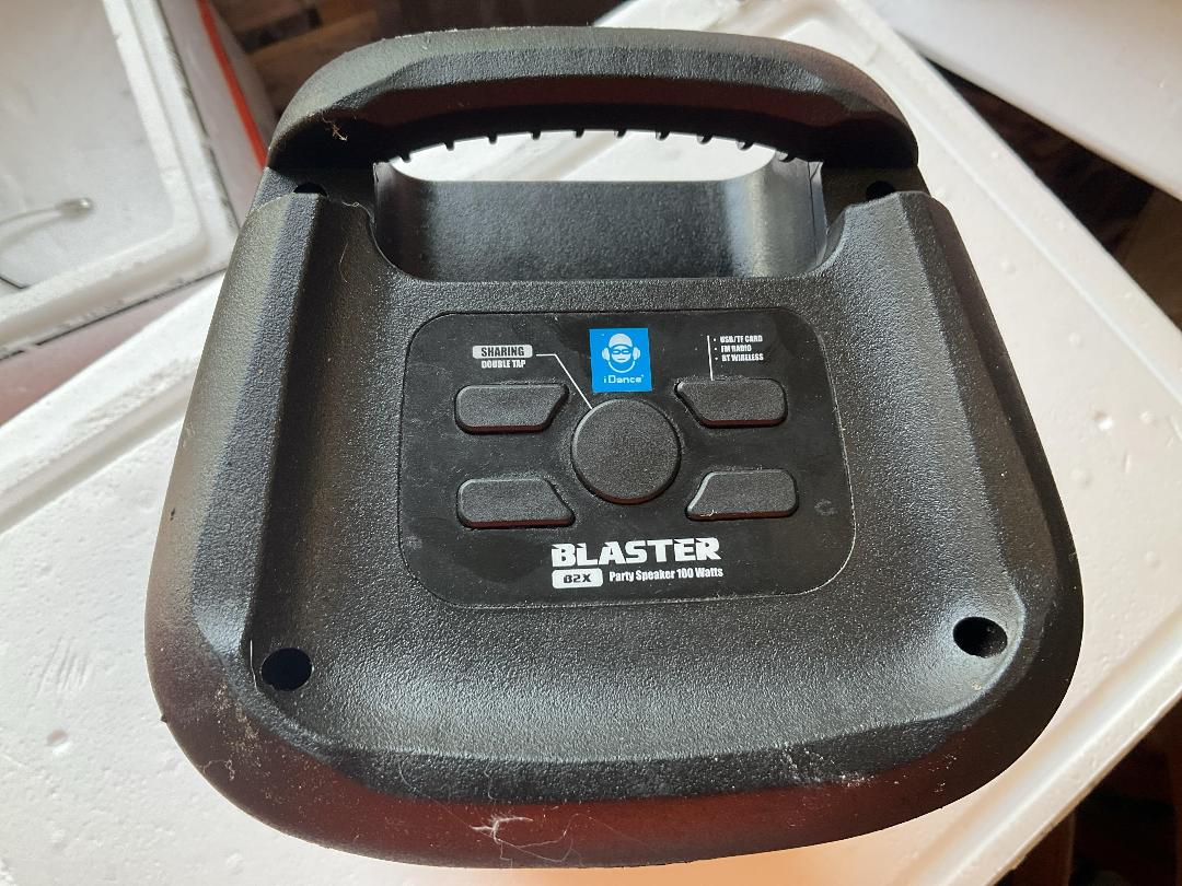 Photo '2' of Blaster B2X Party Speaker