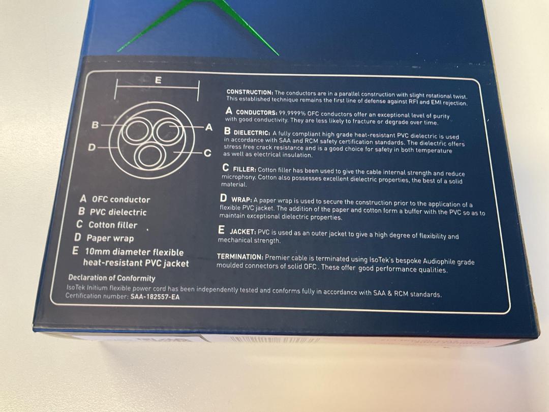 Photo '4' of IsoTek EVO3 Initium Power Cable