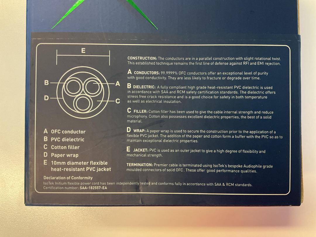 Photo '4' of IsoTek EVO3 Initium Power Cable