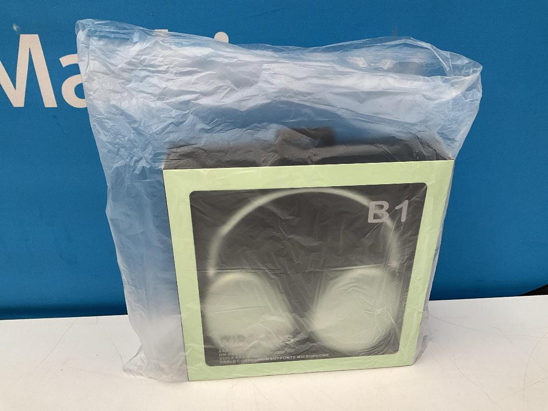 Photo '10' of Wireless Headphones - Model MS-B1 - Spearmint Coloured