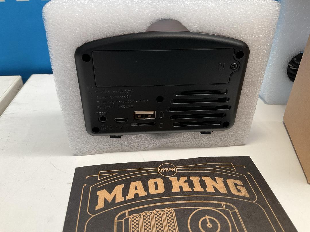 Photo '3' of MaoKing - Vintage Style Bluetooth / Aux Radio *NEW* Photo '3' of MaoKing - Vintage Style Bluetooth / Aux Radio *NEW*
