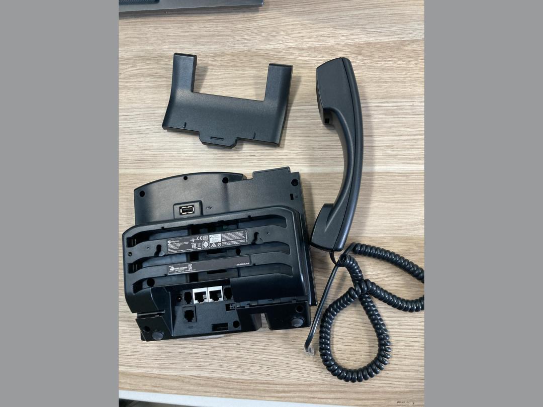 Photo '6' of Polycom VVX 411 HD Business Media PoE IP Desk Phone (10pce) Photo '6' of Polycom VVX 411 HD Business Media PoE IP Desk Phone (10pce)