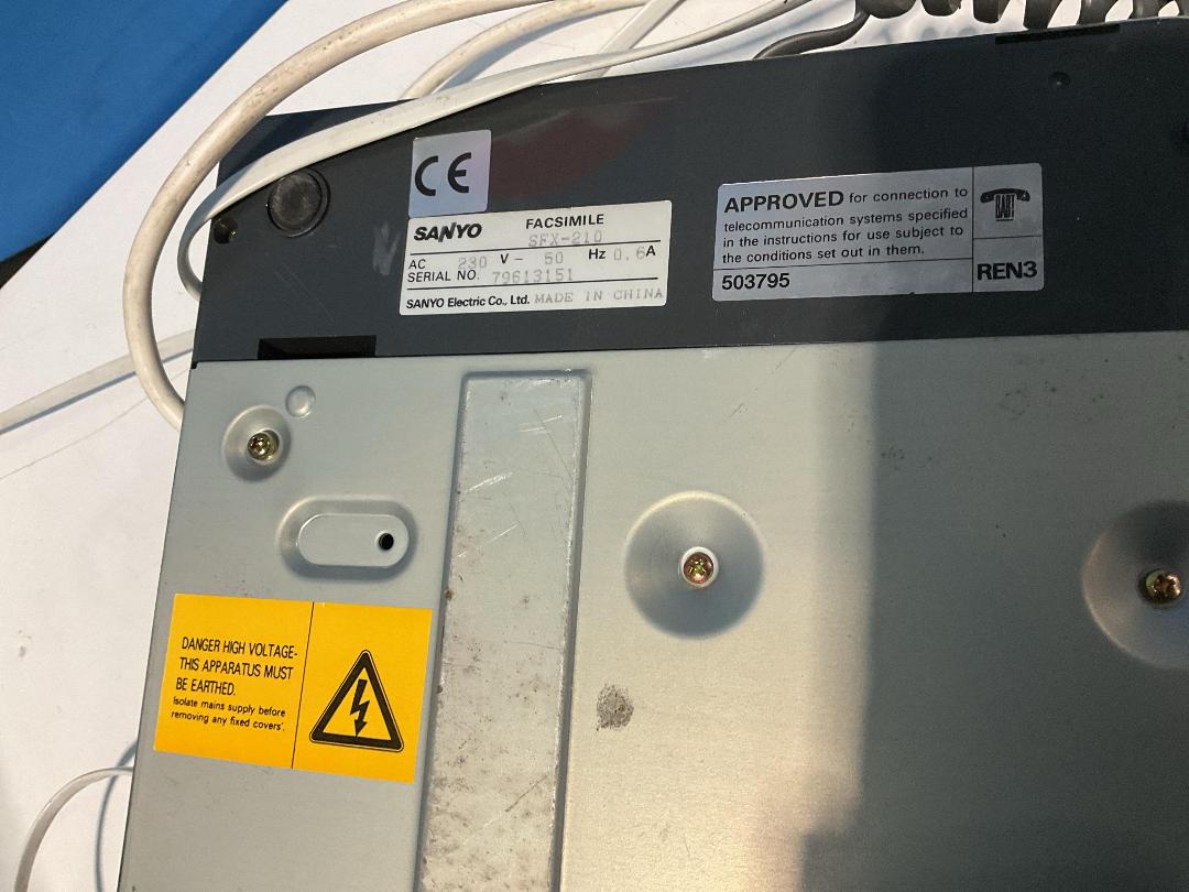 Photo '13' of Sanyo SFX 210 Digital Answering System/Automatic Paper Cutter