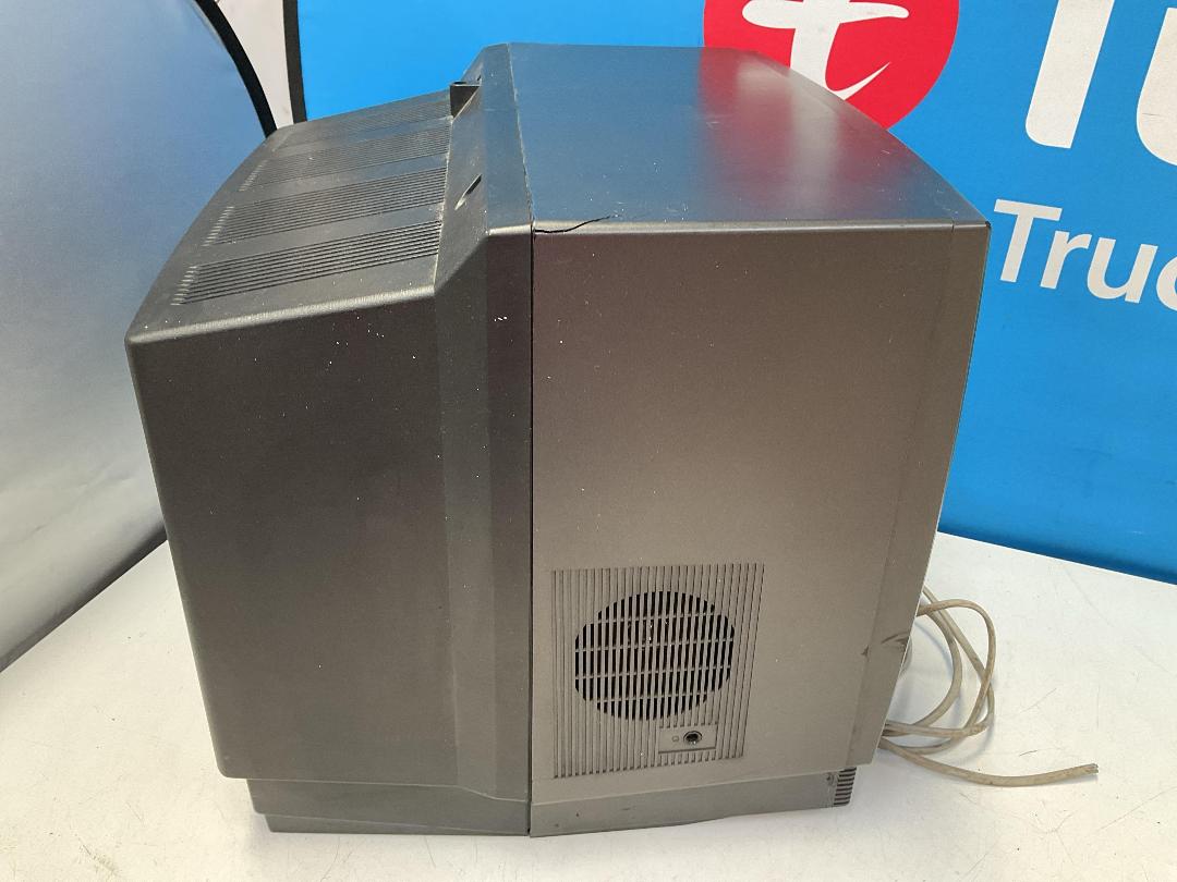 Photo '15' of Panasonic Colour TV - Model TX-1752 - Plug Has Been Cut Off - Possibly Use for Parts Only