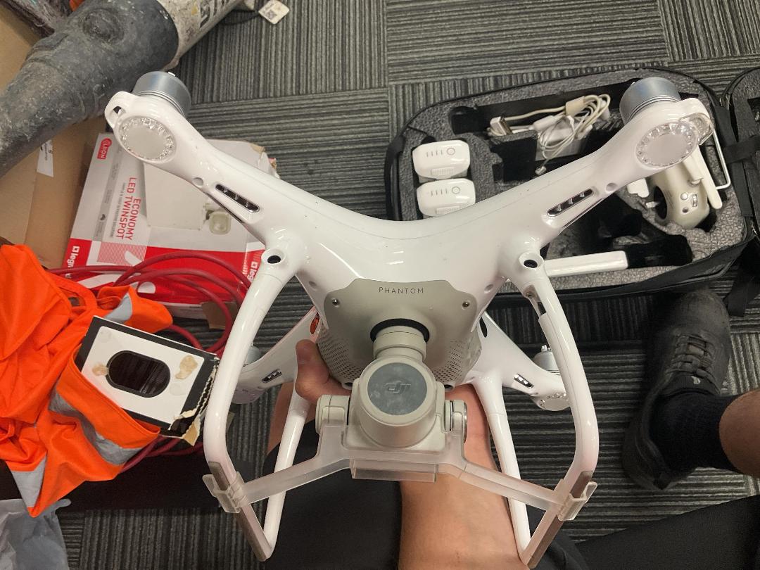 Photo '4' of DJI Phantom 4 Drone Kit Photo '4' of DJI Phantom 4 Drone Kit