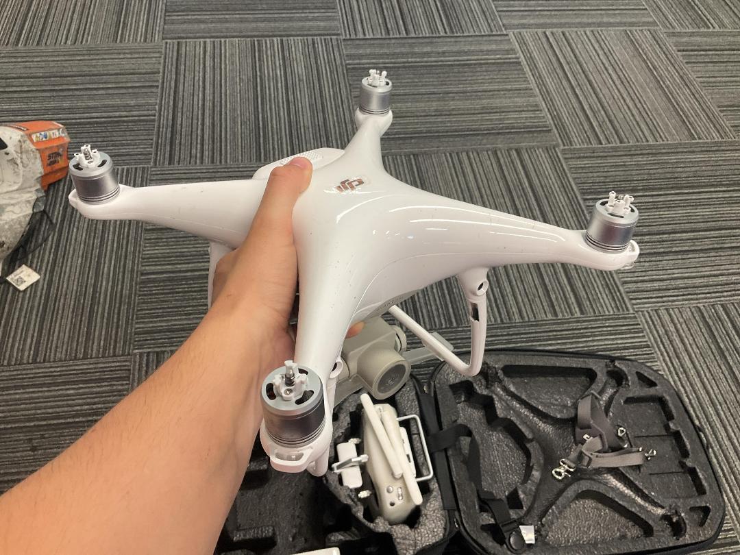 Photo '2' of DJI Phantom 4 Drone Kit Photo '2' of DJI Phantom 4 Drone Kit