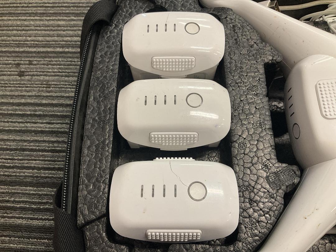 Photo '8' of DJI Phantom 4 Drone Kit Photo '8' of DJI Phantom 4 Drone Kit