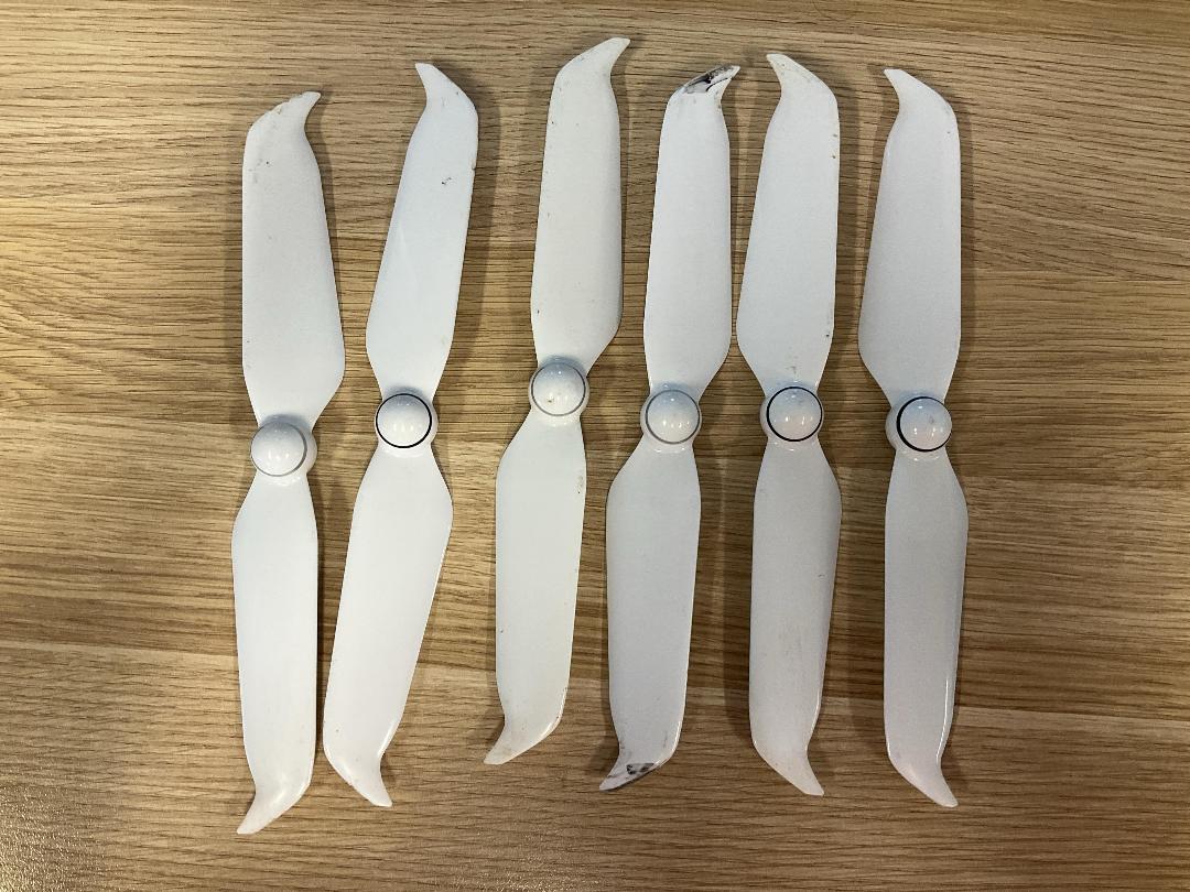 Photo '12' of DJI Phantom 4 Drone Kit Photo '12' of DJI Phantom 4 Drone Kit