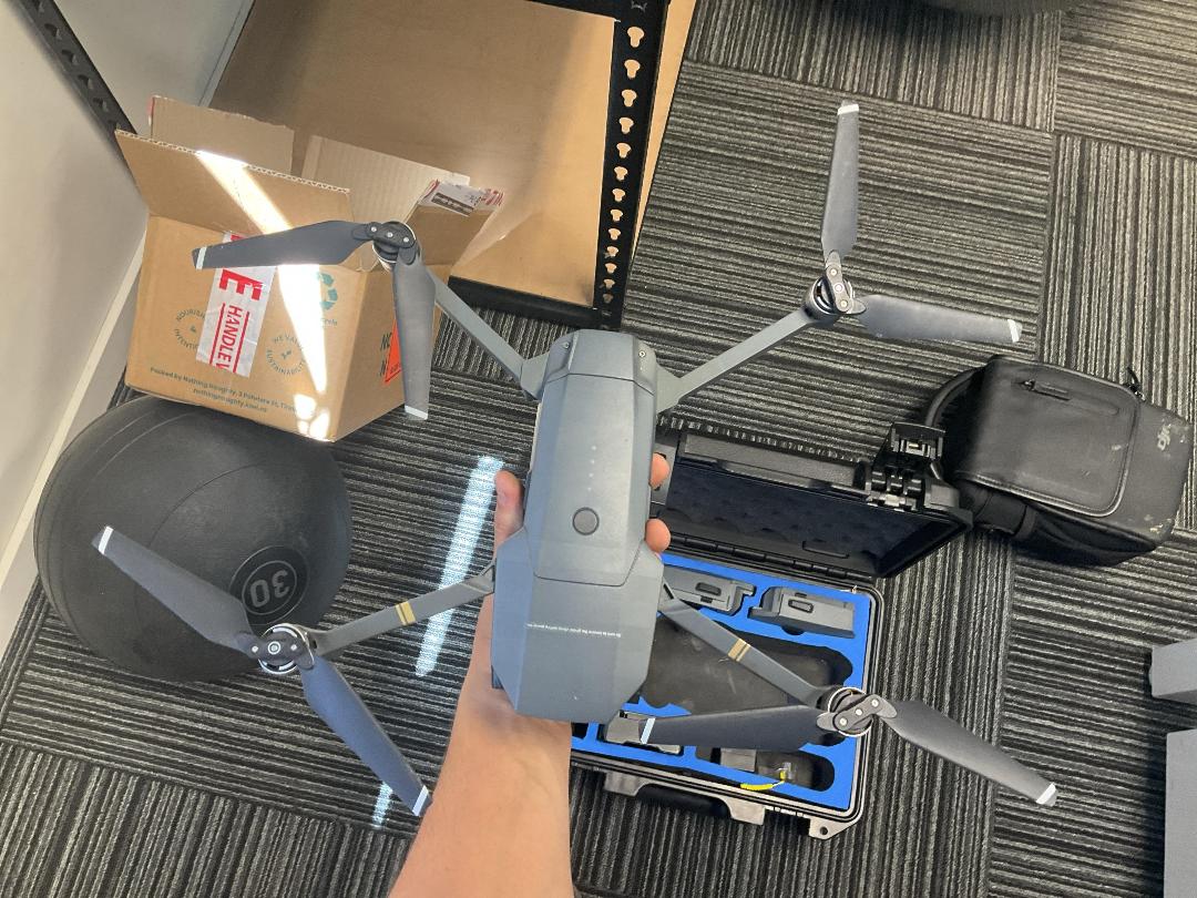 Photo '8' of DJI Mavic Drone Kit