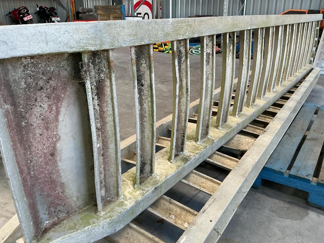 Photo '4' of Aluminium Pair of Ramps 4500kg Photo '4' of Aluminium Pair of Ramps 4500kg