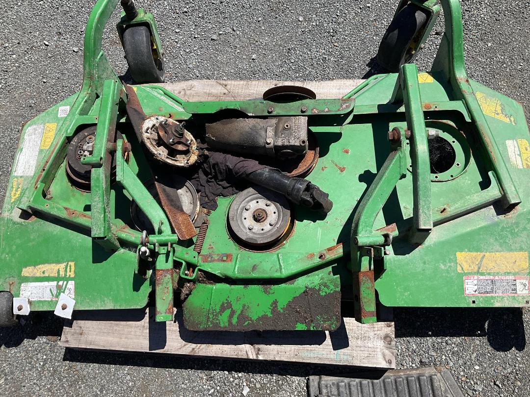 Photo '4' of John Deere Fastback Commercial 72 Mower Head