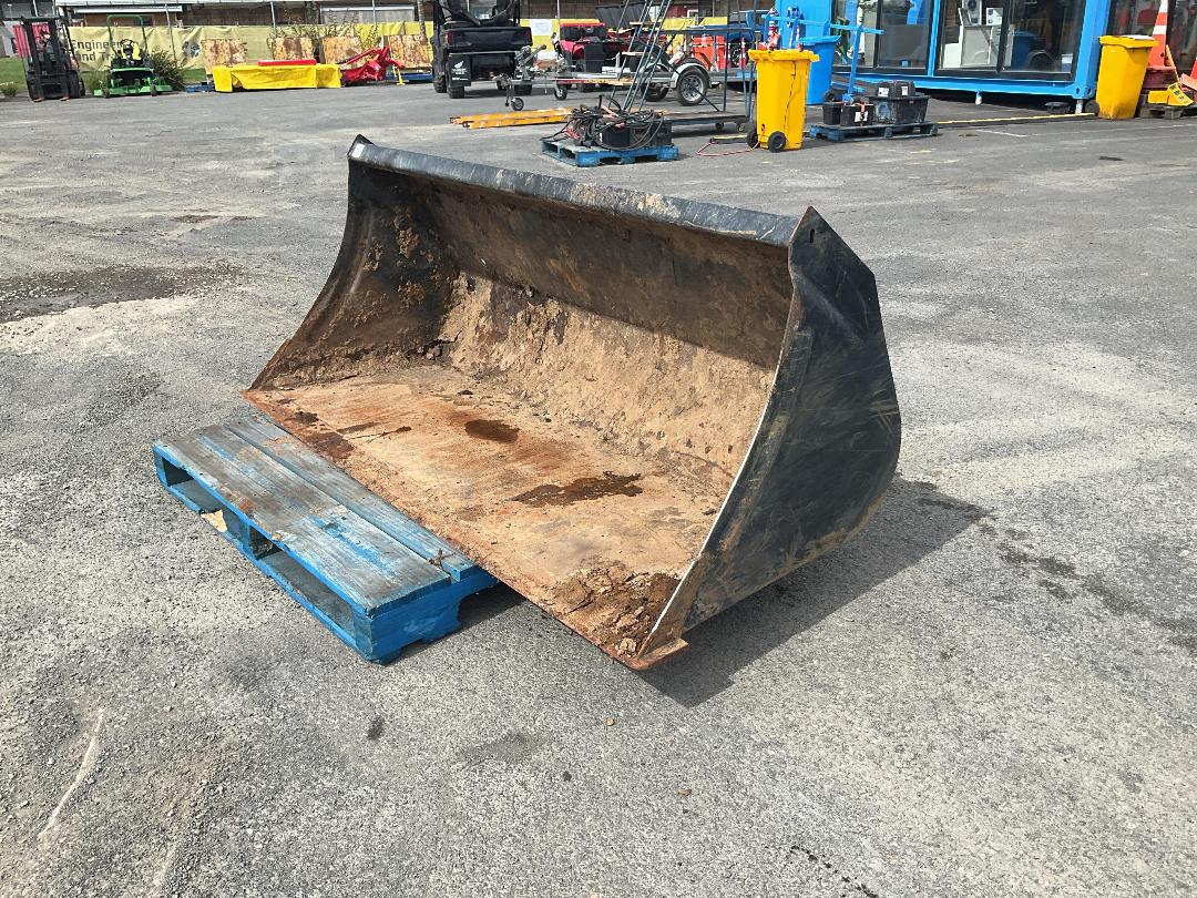 Photo '2' of Tractor Attachments