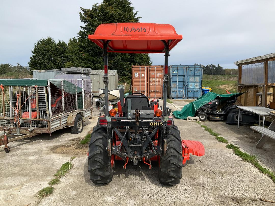 Photo '4' of Kubota b3150 Tractor Photo '4' of Kubota b3150 Tractor