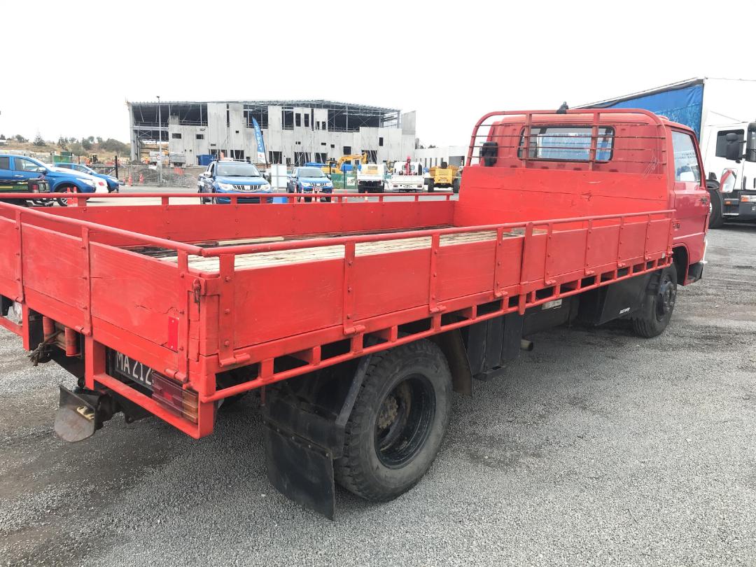 Photo '5' of Ford Trader Flatdeck Photo '5' of Ford Trader Flatdeck