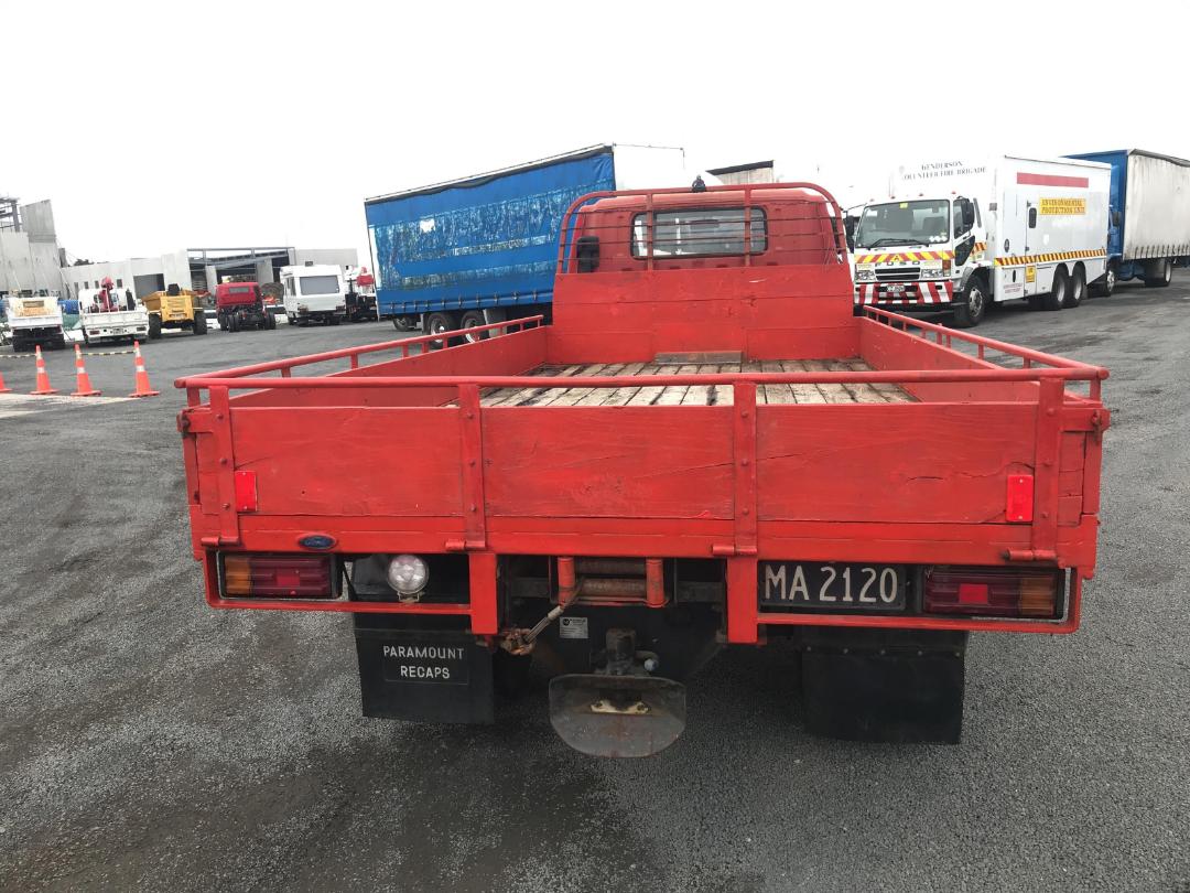 Photo '6' of Ford Trader Flatdeck Photo '6' of Ford Trader Flatdeck
