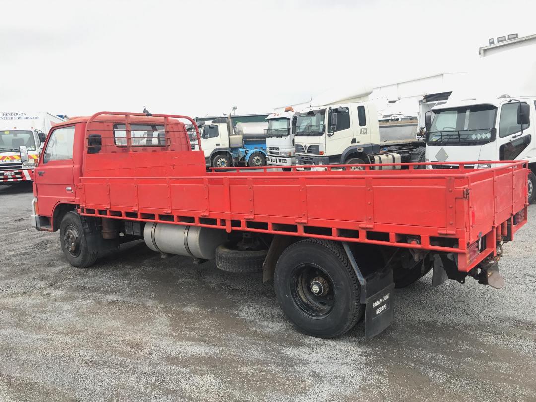 Photo '8' of Ford Trader Flatdeck Photo '8' of Ford Trader Flatdeck