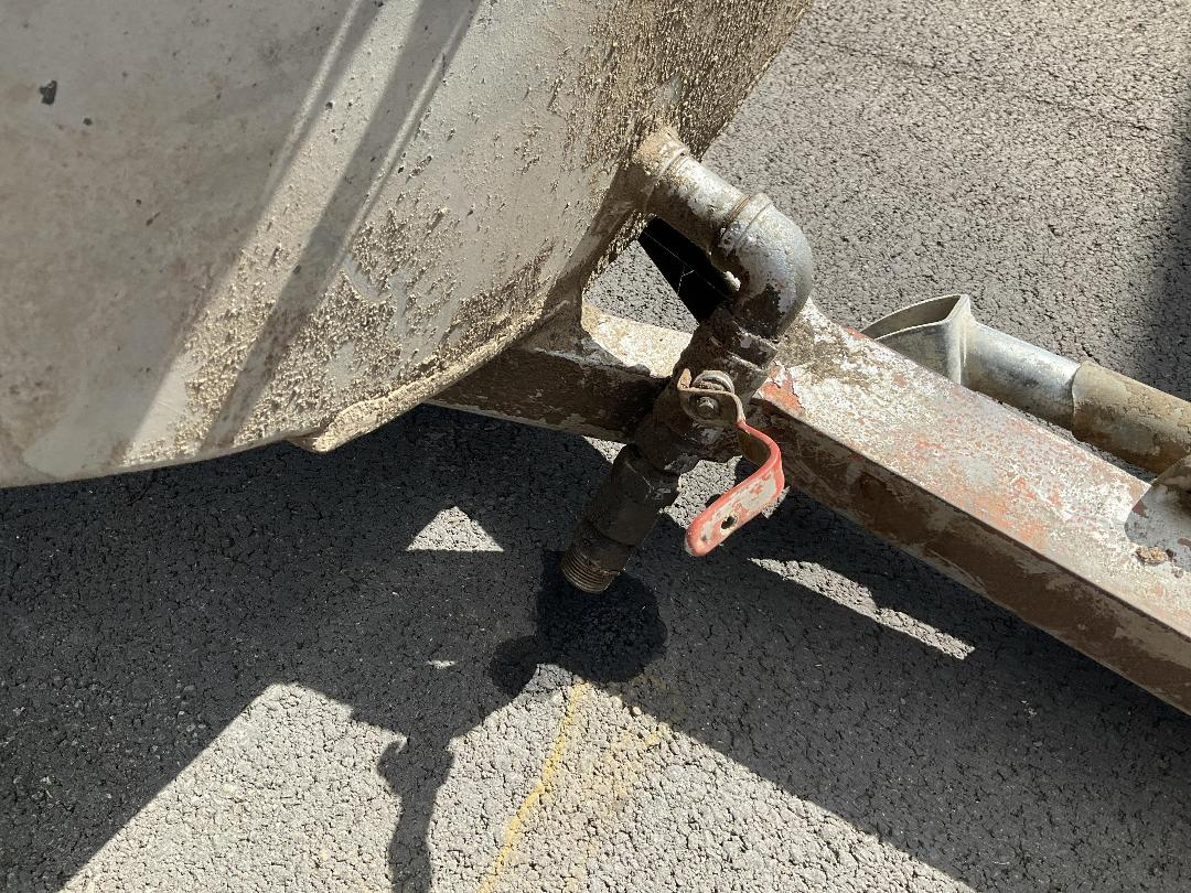 Photo '13' of Fuel Tank Trailer Tanker - Single Photo '13' of Fuel Tank Trailer Tanker - Single