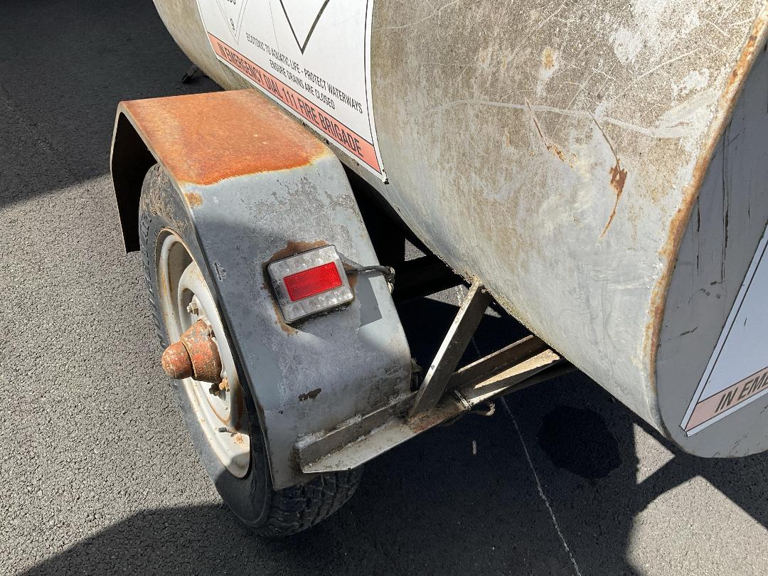 Photo '14' of Fuel Tank Trailer Tanker - Single Photo '14' of Fuel Tank Trailer Tanker - Single