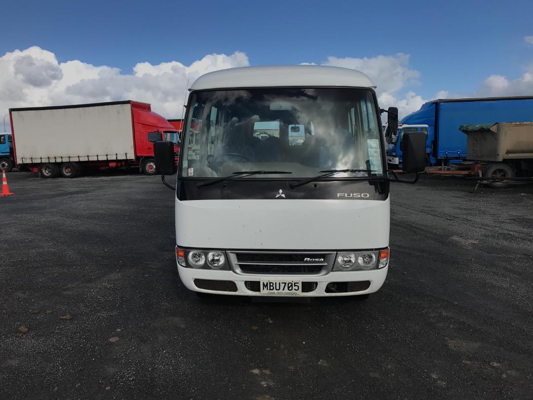 Photo '8' of FUSO ROSA CUSTOM AUTO BE64DJRMBFAF(C) Bus Photo '8' of FUSO ROSA CUSTOM AUTO BE64DJRMBFAF(C) Bus