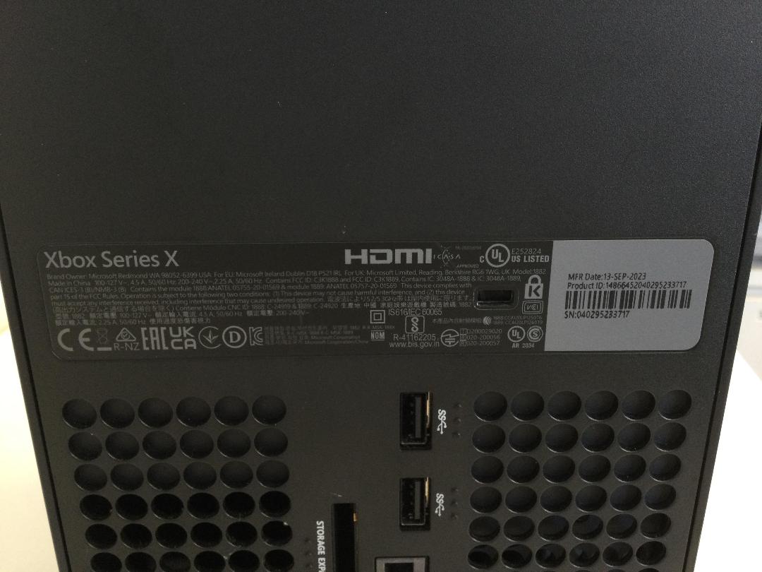 Photo '5' of X Box Console Series X