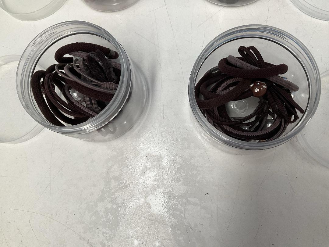 Photo '7' of 10x Small Round Containers with Hair Ties in Each Container *NEW*