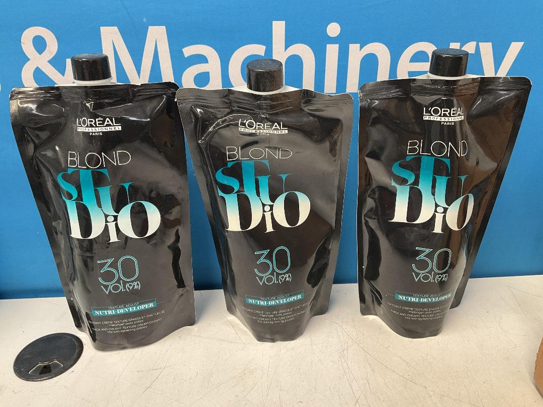 Photo '5' of L’Oreal - Activator, Lightening Paste, Lightening Powder Etc