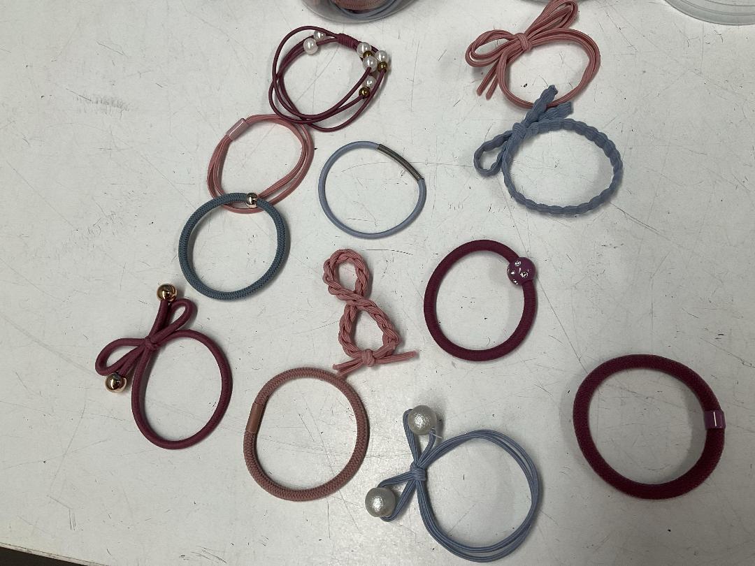 Photo '5' of 16x Small Round Containers of Various Coloured Hair Ties *New*