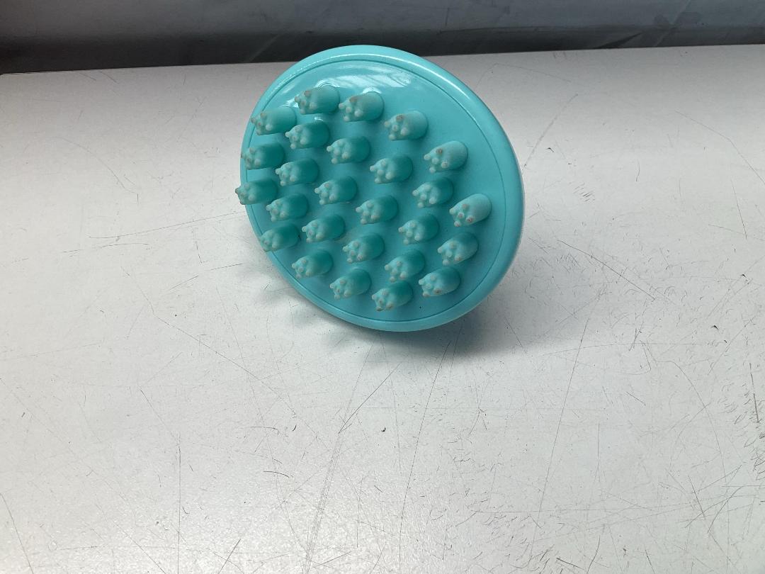 Photo '6' of 21x Scalp Massagers or Similar